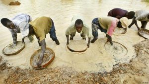 Artisanal minners at work in Nigeria
