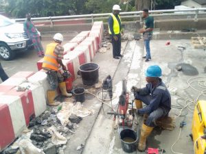 Ongoing rehabilitation works on Eko Bridge on Friday in Lagos (NAN)