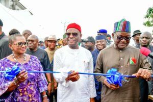 Governor of Rivers State, Nyesom Ezenwo Wike (middle); Benue State governor, Dr. Samuel Ortom (right) and Rivers State deputy governor, Dr. Ipalibo Harry-Banigo (left) at the inauguration of Mgbuosimini Ring and Internal Roads in Rumueme kingdom of Obio-Akpor Local Government Area on Friday.
