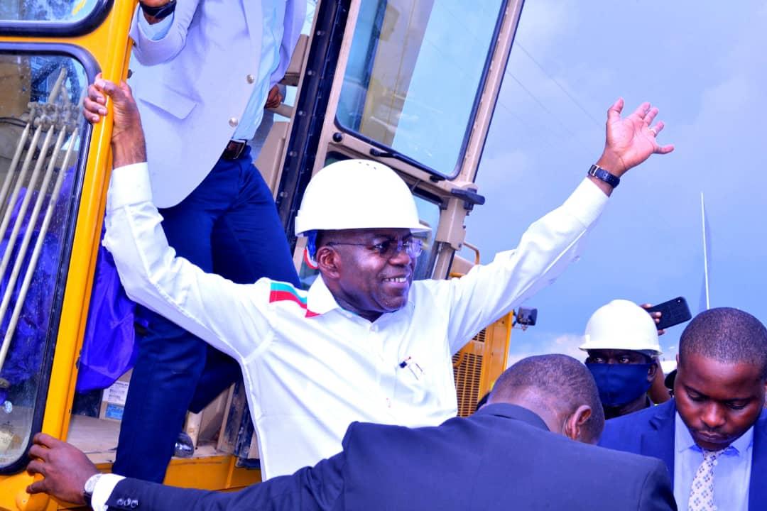 Gov Otti flags off Ossah Express Tower road - - Vimarsana News