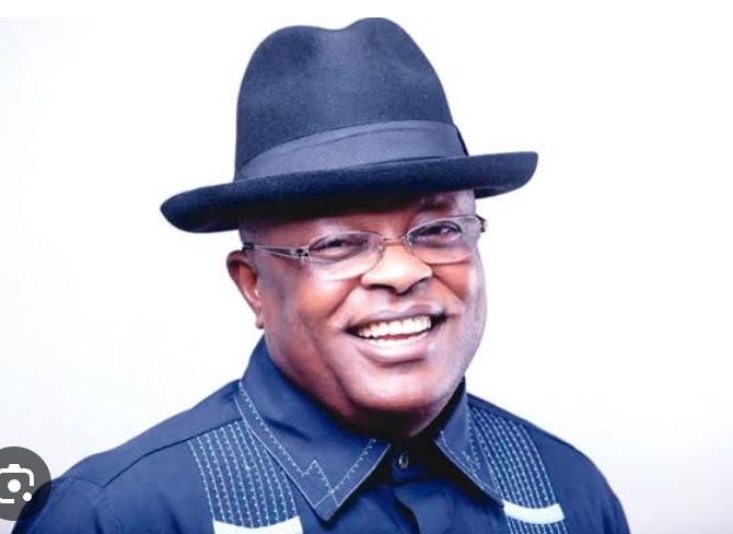 Baptising Umahi in Abuja after refusing to learn in Ebonyi - - Vimarsana News