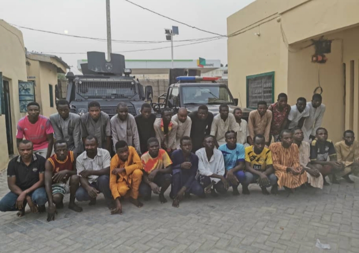 Kano: Police arrest 98 suspects for various offences in one month - - Vimarsana News
