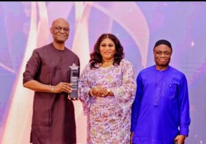 L – R: Executive Director/Chief Risk Officer, Fidelity Bank Plc, Mr. Kevin Ugwuoke; Group Chief Executive Officer, Emerging Africa Group, Mrs. Toyin Sanni; and Executive Director, Lagos and South West Business, Fidelity Bank Plc, Dr Ken Opara at the BusinessDay and Other Financial Institutions’(BAFI) Awards 2023 where Fidelity Bank received the award of the “Export Finance Bank of the Year” over the weekend.
