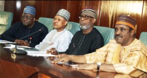 L-R:Special Adviser to the President on Information & Strategy, Bayo Onanuga, Minister of Information, Mohammed Idris, Minister of Solid Minerals and Chairman of Inter-Ministerial Committee, Dele Alake, Minister of Transportation, Saidu Alkali addressing State House Press Corps in Abuja on Presidential Intervention to reduce cost of public transport during the festive season