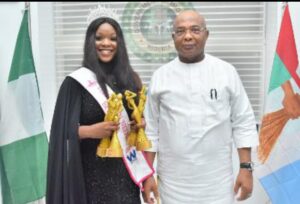 Imo State Governor, Sen. Hope Uzodimma with Miss Obinwenne Angel, Ist runner up of Teen Queen Nigeria Beauty Pageant 2024 who paid a courtesy visit to the Governor in his office yesterday