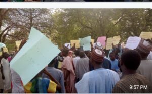 Alhaji Aminu Ado Bayero's sympathisers protesting