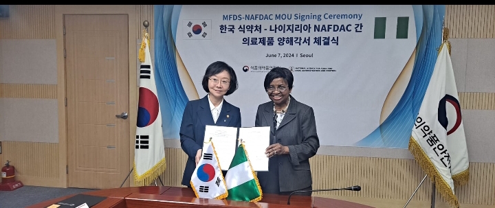 Prof Mojisola Adeyeye, right, and South Korean Minister of Food and Drug Safety, Minister Yu-Kyoung Oh