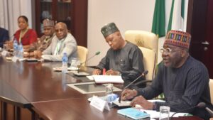 VP Shettikma, second right, during a meeting with stakeholders in the aviation sector under the aegis of Airline Operators of Nigeria.jpg