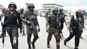 Nigerian policemen3.jpg