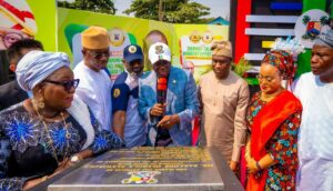 Chairman, Oriade LCDA, Hon. Ramotalai Akinlola-Hassan; member, Governance Advisory Council (GAC) in Lagos, Senator Musiliu Obanikoro; Special Adviser to the Governor on Infrastructure, Engr. Olufemi Daramola; Governor of Lagos State, Mr. Babajide Sanwo-Olu; his Deputy, Dr. Obafemi Hamzat; SSG, Barr. ‘Bimbola Salu-Hundeyin and the State APC Chairman, Hon. Cornelius Ojelabi during the formal opening of the upgraded Irede, Mumuni Adio (Buba Marwa), Navy Town and Old Ojo (Phase I) roads in Amuwo Odofin Local Government on Tuesday, 28 January 2025.