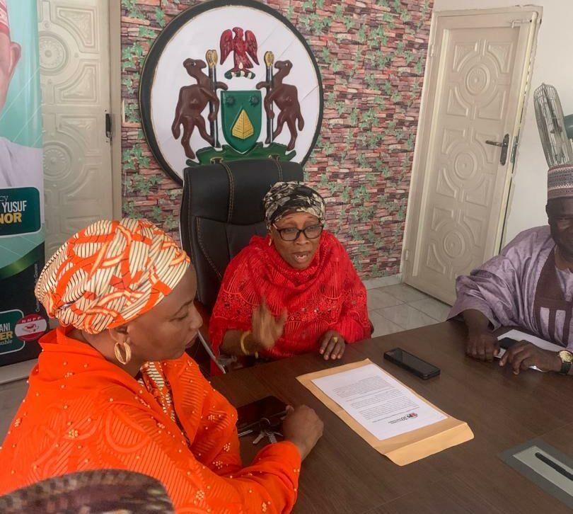 The Kano Women Affairs Commissioner receiving delegates of dRPC in her office.jpg