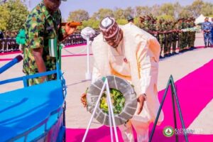 Governor Radda laying the wreaths in honour of the departed Nigerian heroes