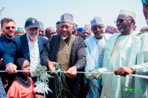 Governor Namadi and Badaru during the commissioning of the newly constructed road