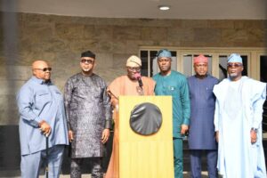 South West State Governors, Senator Ademola Adeleke (Osun); Prince Dapo Abiodun (Ogun); the chairman, Mr. Babajide Sanwo-Olu (Lagos); Engr. Seyi Makinde (Oyo); Mr. Biodun Oyebanji (Ekiti) and Mr. Lucky Aiyedatiwa (Ondo), addressing the Press shortly after their zonal meeting at the Lagos House, Alausa, Ikeja, on Thursday, 13 February 2025.
