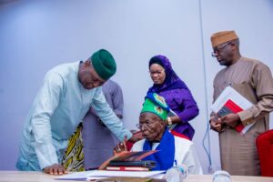 Governor Oyebanji during presentation of the book written by Sir Lawrence Egunjobi