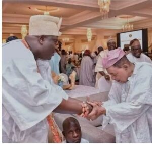 The late Alaafin , Oba Lamidi adeyemi, right, and Ooni of Ife Oa Adeyeye Ogunwusi