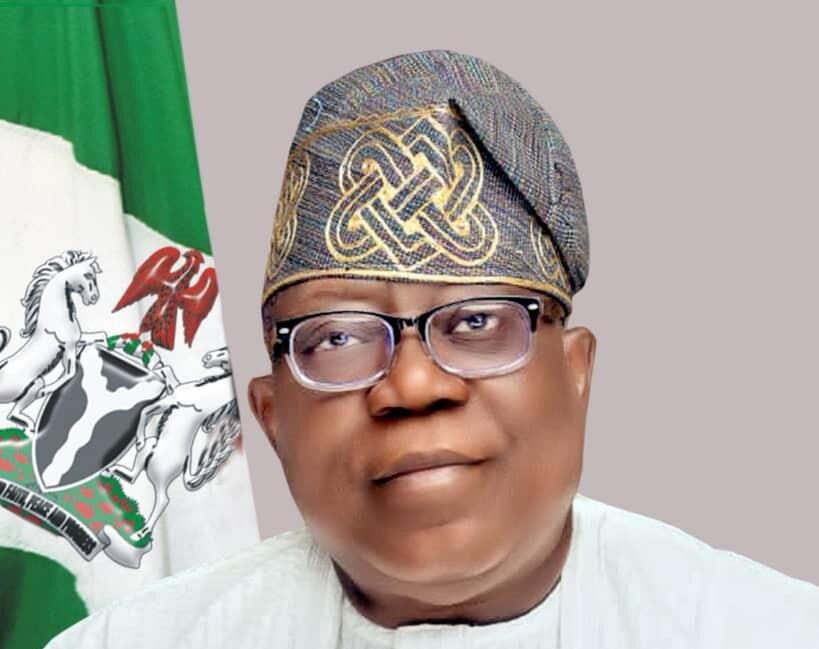 Should Civil Servants Participate in Partisan  Politics? In Search for Final Answer