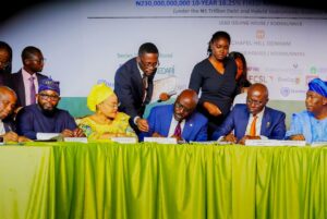From right: Governor of Lagos State, Mr. Babajide Sanwo-Olu; his Deputy, Dr. Obafemi Hamzat; Commissioner for Finance, Mr. Oluyomi Abayomi; SSG, Barr. ‘Bimbola Salu-Hundeyin; Head of Service, Mr. Bode Agoro and the Accountant General and Permanent Secretary, State Treasury Office, Dr. Abiodun Muritala during the official signing ceremony of the Lagos State government transaction document, at the Federal Palace Hotel, Victoria Island, on Thursday, November 20, 2025.