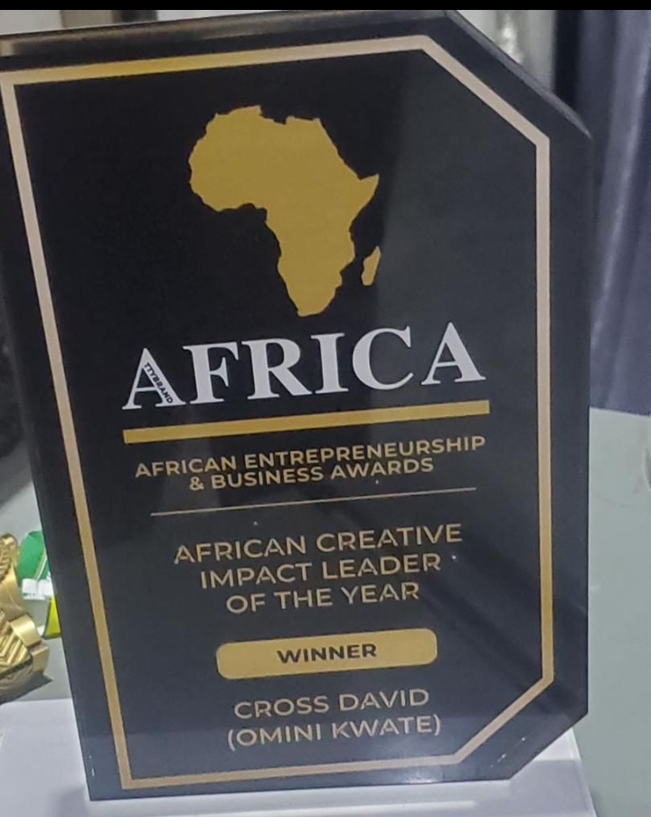 The award plaque