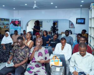The audience Ake 1