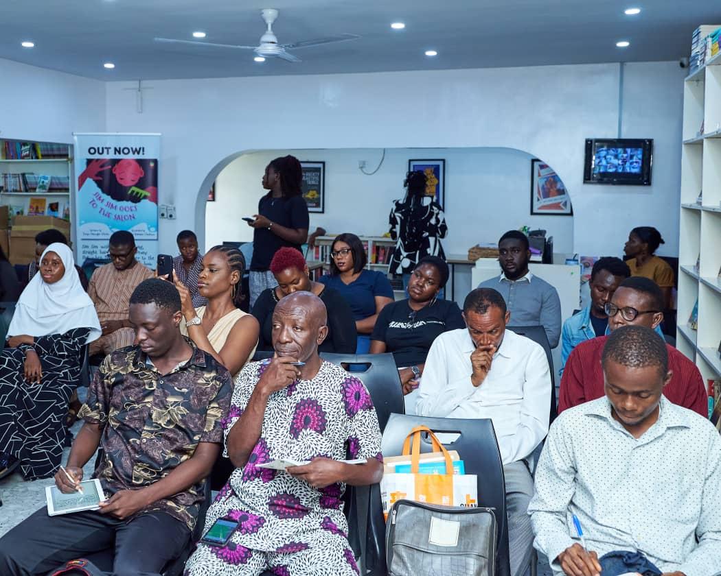 The audience Ake 1