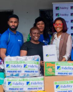 L-R: Igwe Quincy Chibuike, Team Member, Prolific Inductees Class of 2025, Fidelity Bank Plc; Adetutu Ipaye, Director, Old People’s Home, Yaba; Adeeso Olabisi Tawakalitu, Team Member, Prolific Inductees Class of 2025, Fidelity Bank Plc; and Tolulope Rojaiye, Products Marketing Partner, Fidelity Bank Plc; at the Fidelity Helping Hands Programme outreach to the Old People’s Home, Yaba, Lagos recently.