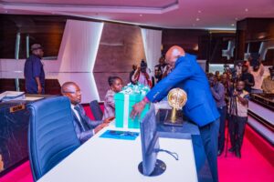 Governor Hyacinth Iormem Alia presenting the budget