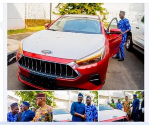 Governor Dapo Abiodun rewards Mr. Solanke Francis Taiwo with a two-bedroom bungalow and also presented him with the keys to a brand-new car donated by the Federal Government