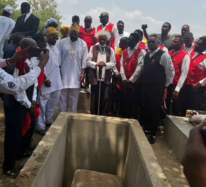 How Soyinka led Pyrates Confraternity to give Jeyifo befitting burial
