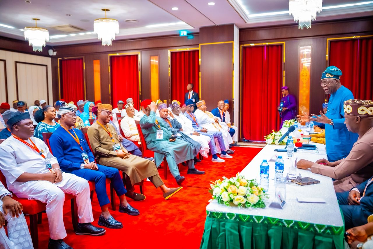 President Tinubu addressing the Renewed Hope leaders