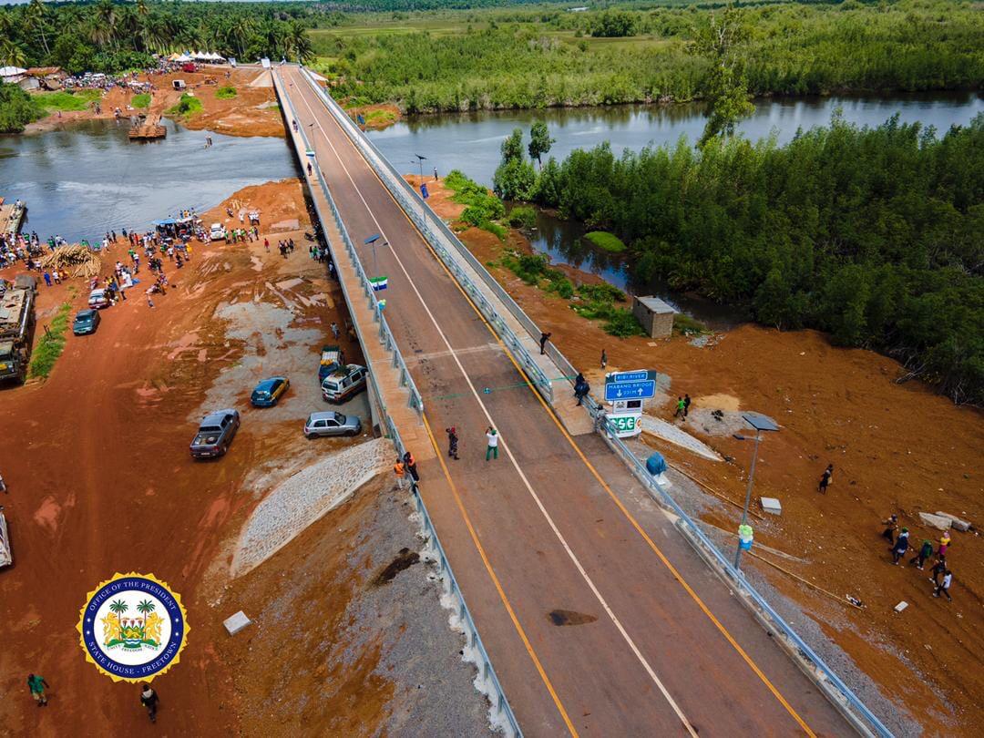 Bio Connects North and South through Mabang Bridge