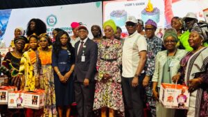 Mrs. Abiodun presented 3,500 clean cooking stoves and LPG cylinders donated through a collaboration between the Federal Ministry of Environment and the Ogun State Government